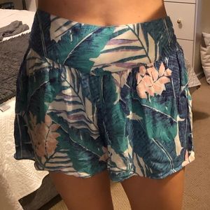 American Eagle Tropical Casual Shorts Size M